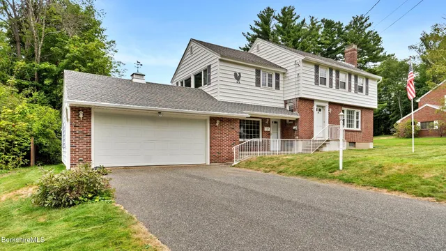 $525,000 | 17 Kittredge Road, Pittsfield, MA 01201