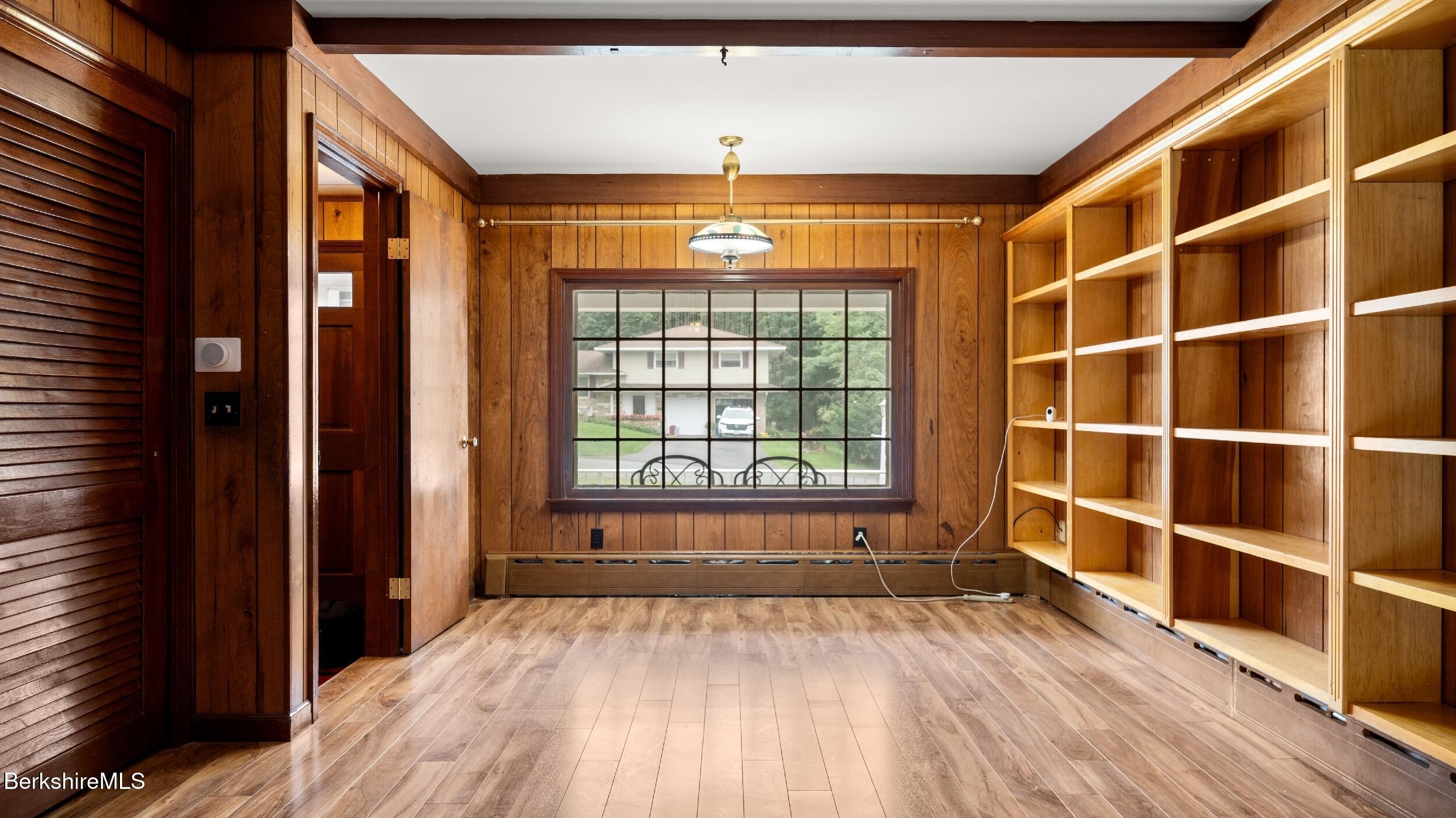 17 Kittredge Road Pittsfield, MA 01201 - Photo 21 of 42 FAMILY ROOM