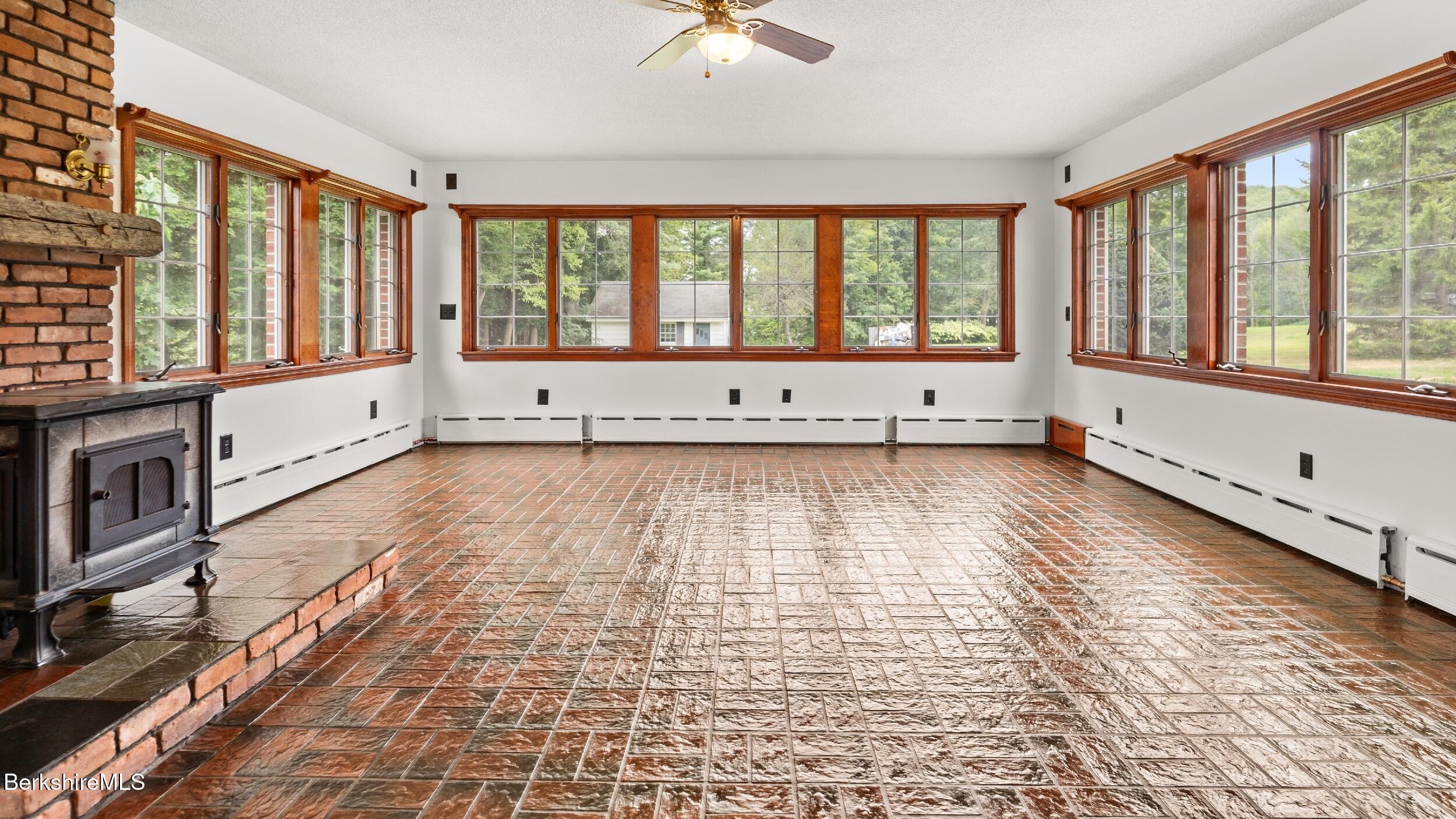 17 Kittredge Road Pittsfield, MA 01201 - Photo 24 of 42 FOUR SEASON SUN ROOM