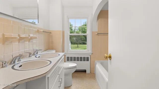 $525,000 | 17 Kittredge Road, Pittsfield, MA 01201