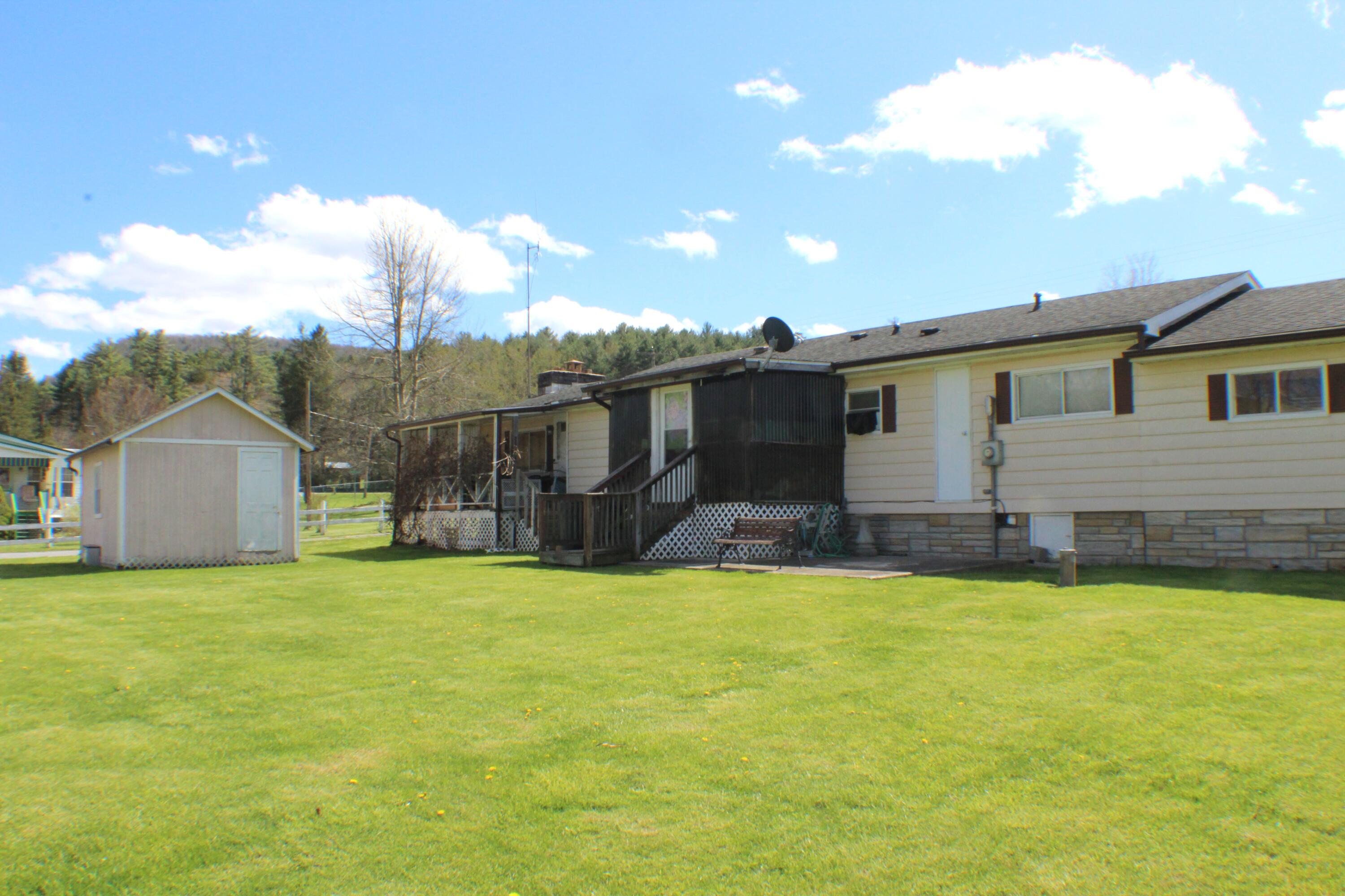 6459 Huntersville Road Marlinton, WV 24954 - Photo 4 of 31 Gallery Image 4