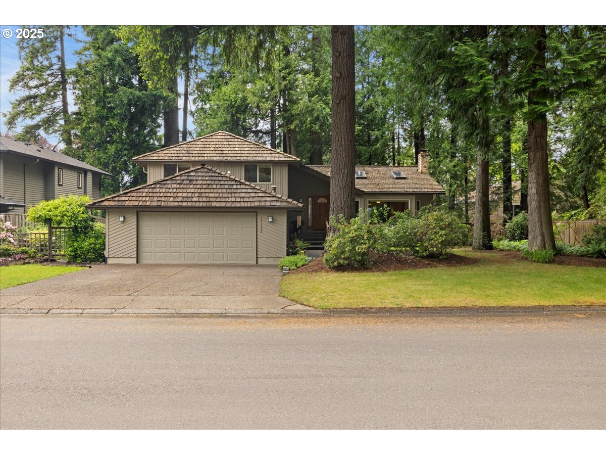 17135 Southwest Rivendell Drive Portland, OR 97224 - Photo 1 of 44 Gallery Image 1