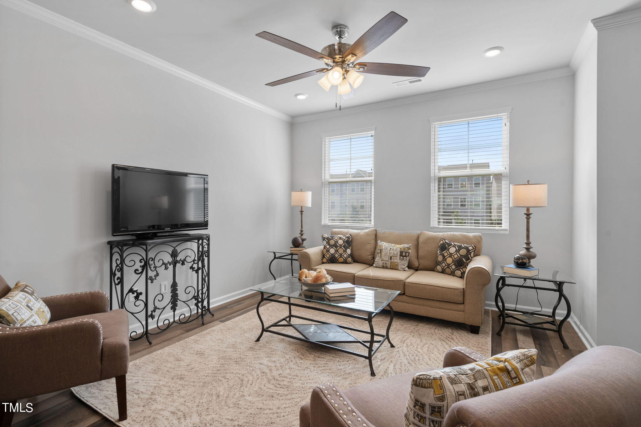 6344 Perry Creek Road Raleigh, NC 27616 - Photo 16 of 36 33-web-or-mls-6344-perry-creek-rd