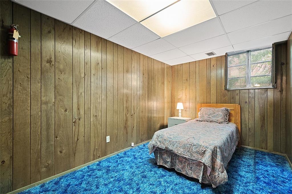 724 Pinetree Road Pittsburgh, PA 15243 - Photo 22 of 25 Gallery Image 22