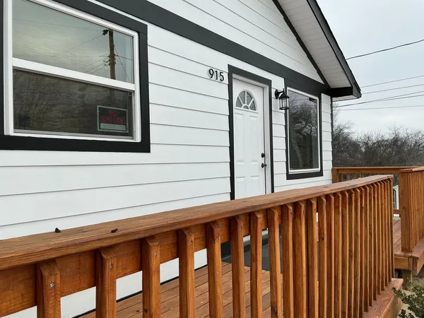 $1,750 | 915 Shearor Street, Clarksville, TN 37040