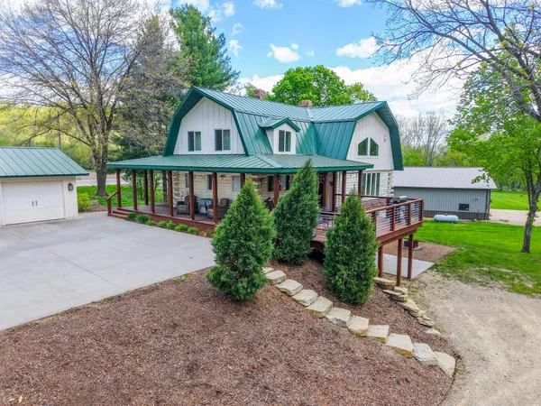 $752,000 | 71516 US Highway 63, Lake City, MN 55041