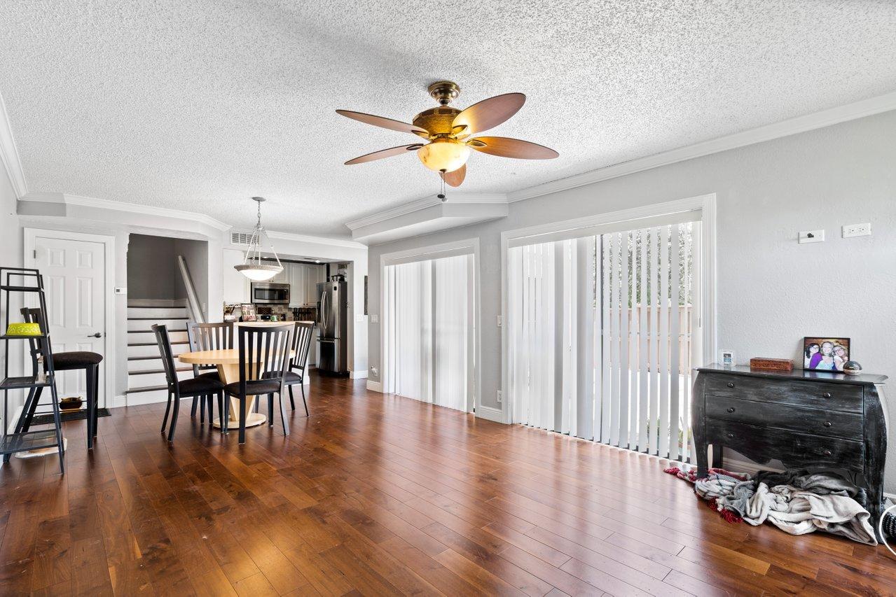 8267 Thames Boulevard, Unit B Boca Raton, FL 33433 - Photo 5 of 24 005-8267ThamesBoulevard-BocaRaton-FL-334