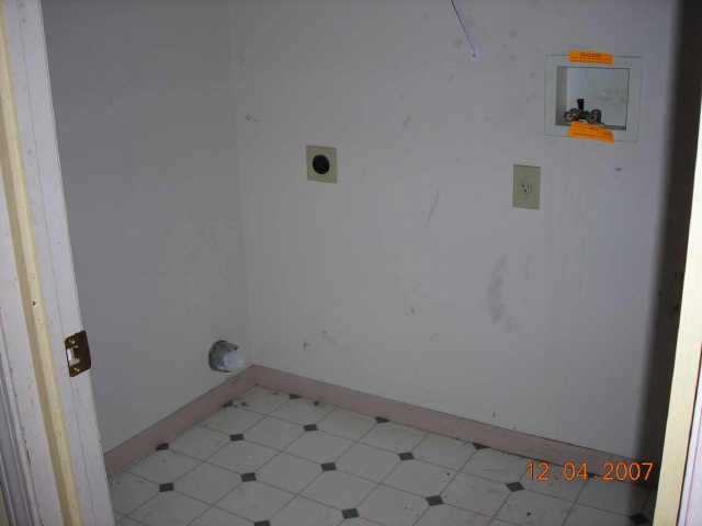 3347 Retriever Road Columbus, OH 43232 - Photo 4 of 10