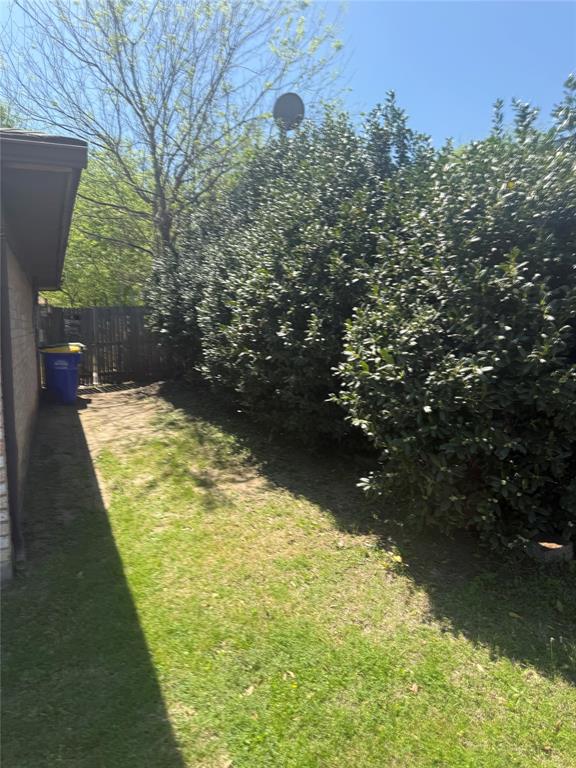 6036 Harrison Way Watauga, TX 76148 - Photo 12 of 39 View of yard