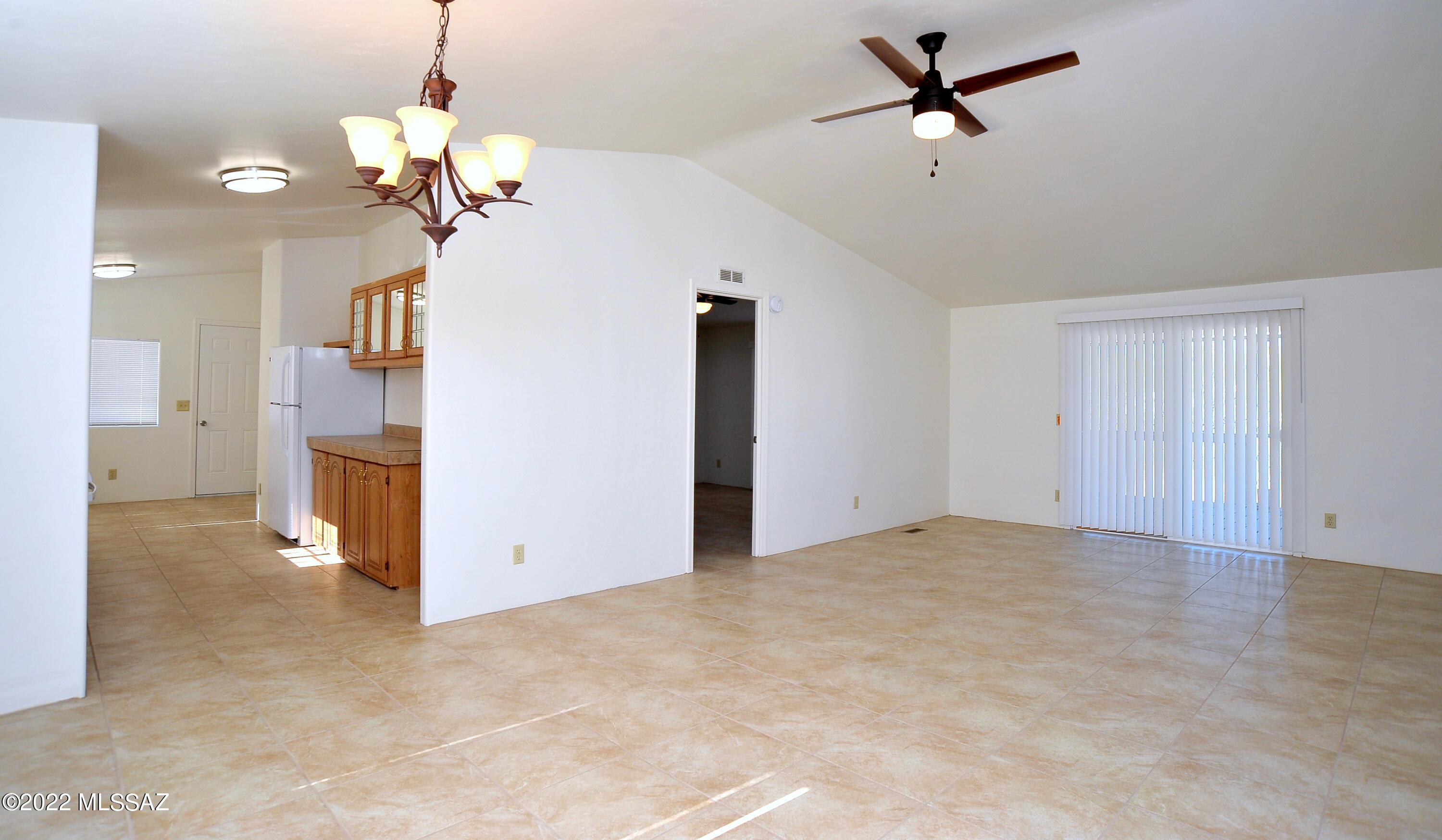 2772 West Quail Road Tucson, AZ 85746 - Photo 3 of 38 Gallery Image 3