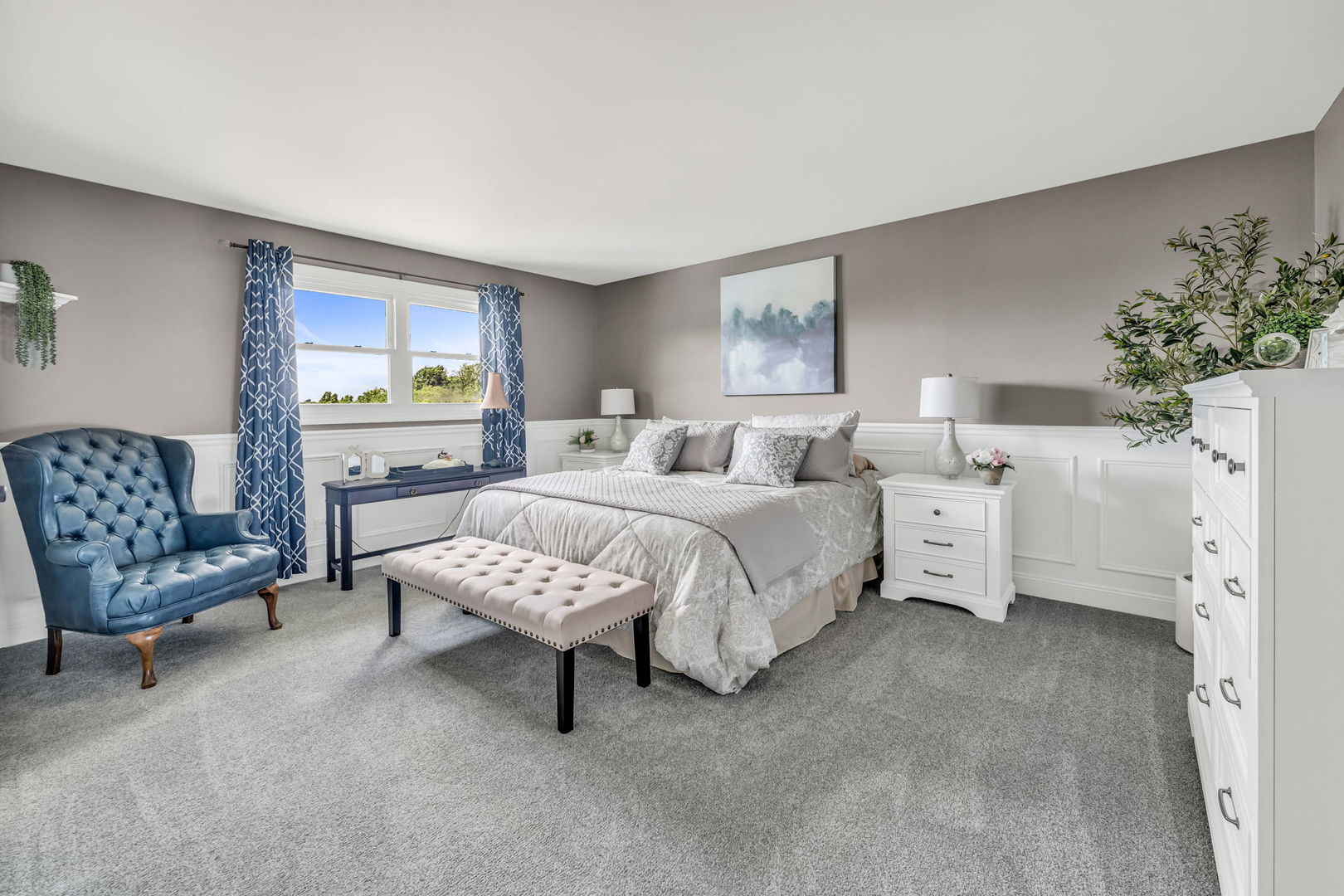 15624 Sunset Ridge Drive Orland Park, IL 60462 - Photo 29 of 37 a spacious bedroom with a bed and a couch