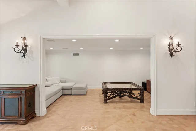 $14,500 | 8152 Tianna Road, Los Angeles, CA 90046