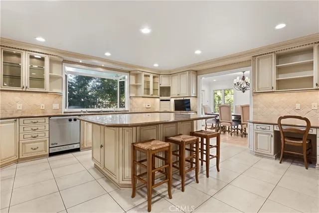 $14,500 | 8152 Tianna Road, Los Angeles, CA 90046