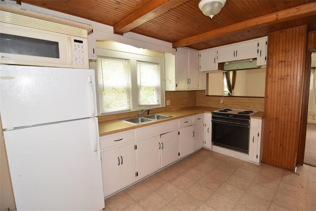 1700 Butler Hill Road Morganton, NC 28655 - Photo 16 of 39 Gallery Image 16