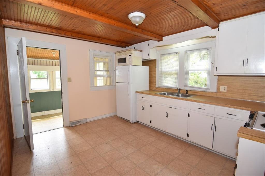 1700 Butler Hill Road Morganton, NC 28655 - Photo 21 of 39 Gallery Image 21