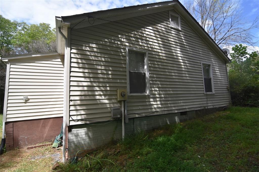 1700 Butler Hill Road Morganton, NC 28655 - Photo 37 of 39 Gallery Image 37