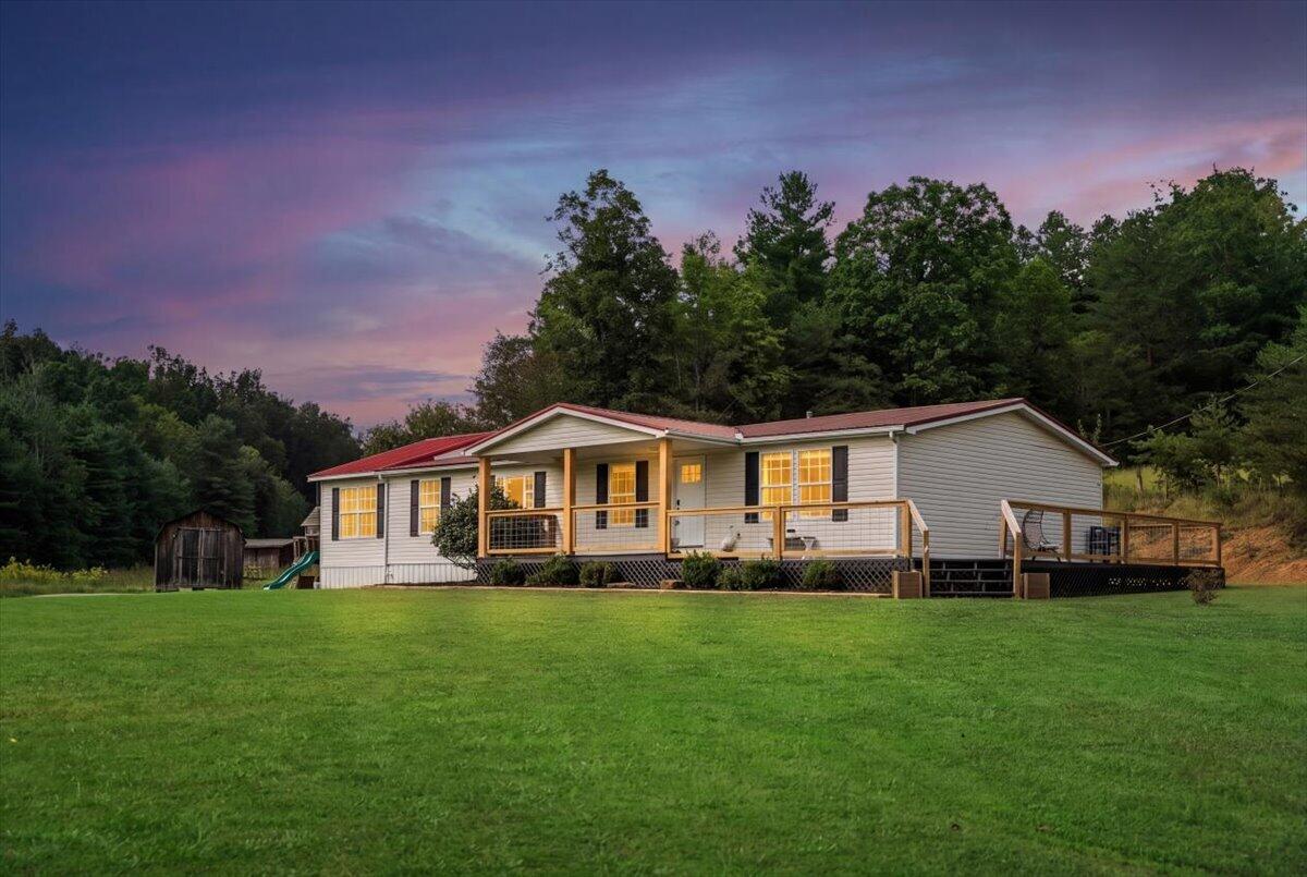 477 Banks Branch Road Campton, KY 41301 - Photo 1 of 46 01-virtual twillight