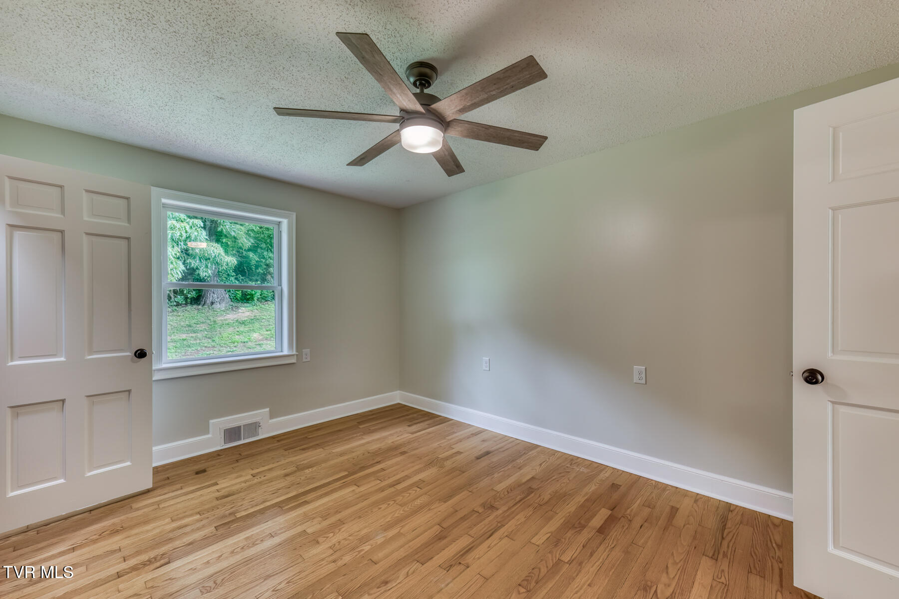 3935 Erwin Highway Afton, TN 37616 - Photo 38 of 83 3935 Erwin Hwy-32