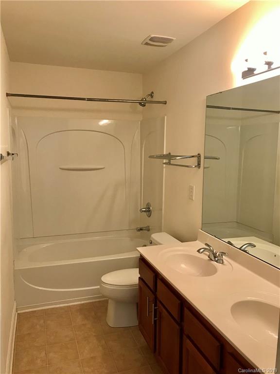 6609 Ridgeview Commons Drive Charlotte, NC 28269 - Photo 18 of 20 Gallery Image 18
