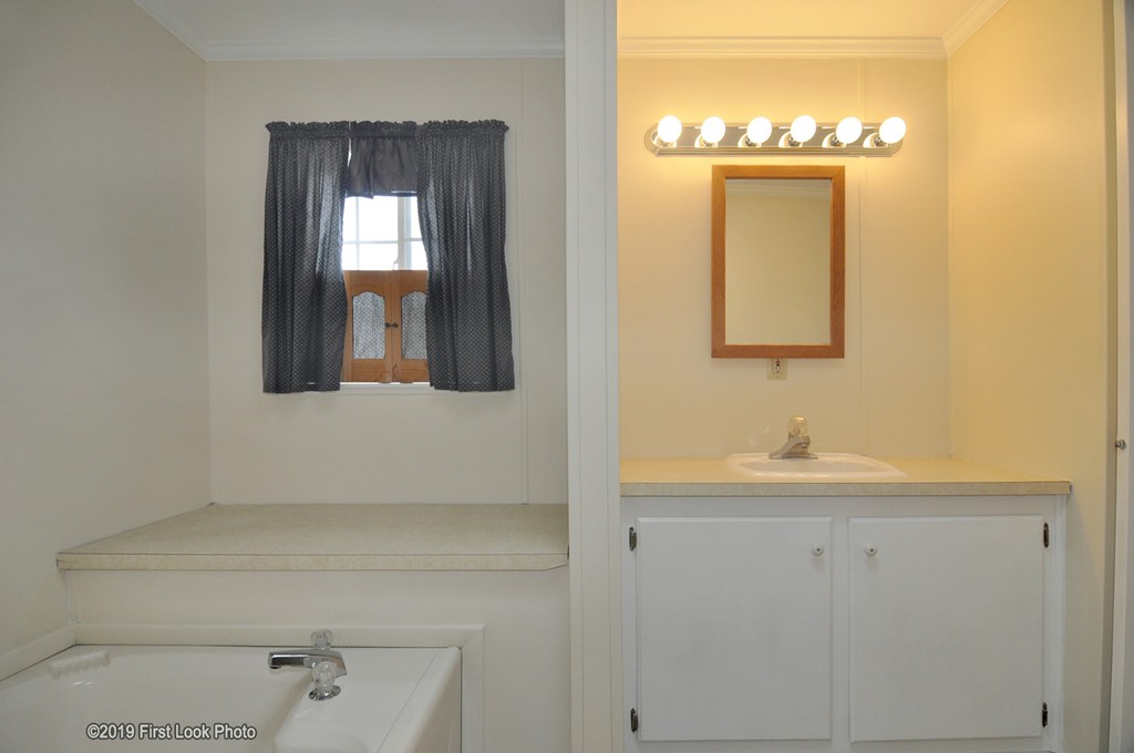 13 Queens Road Attleboro, MA 02703 - Photo 26 of 29 Gallery Image 26