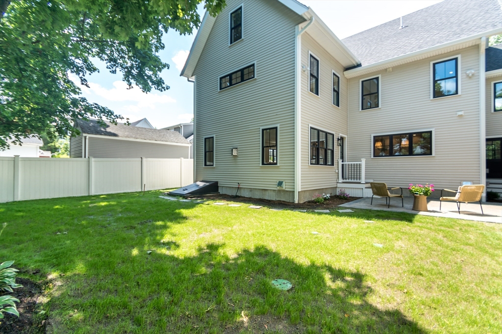 38 Hillcroft Road Waltham, MA 02452 - Photo 33 of 40