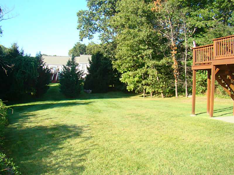 19 Quail Ridge Road, Unit 19 North Providence, RI 02904 - Photo 13 of 14 Yard/Garden.