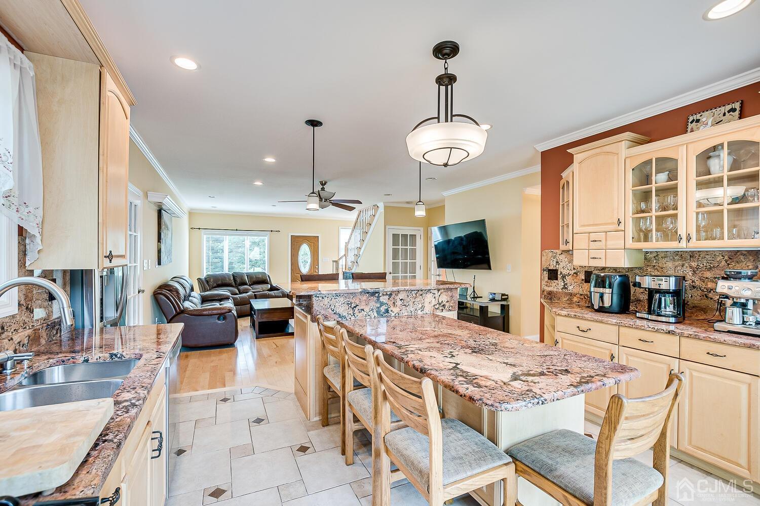 17 Channing Road East Brunswick, NJ 08816 - Photo 18 of 47 Gallery Image 18