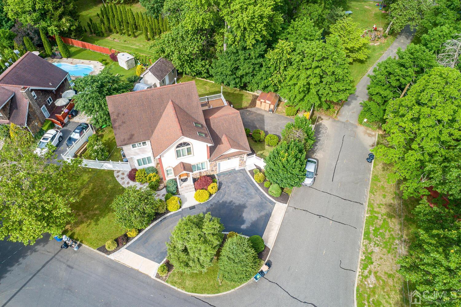 17 Channing Road East Brunswick, NJ 08816 - Photo 5 of 47 Gallery Image 5