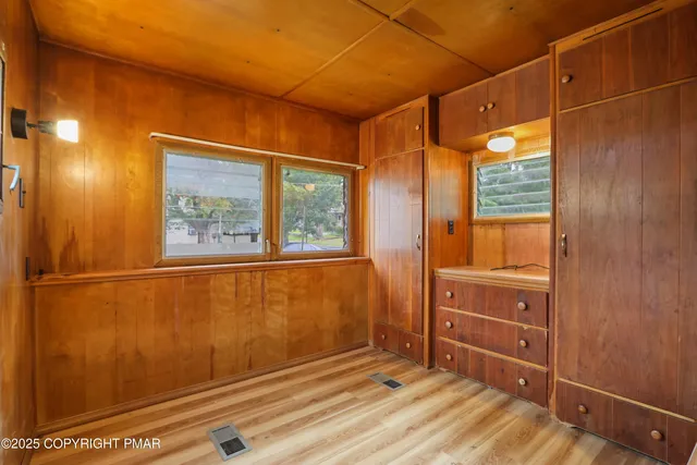 $99,800 | 1 Oakland Avenue, East Stroudsburg, PA 18301