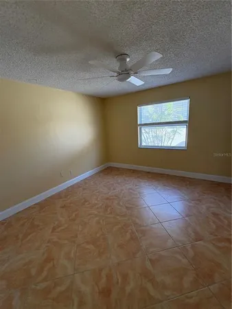$1,800 | 929 Gulf Boulevard, Unit 55, Indian Rocks Beach, FL 33785