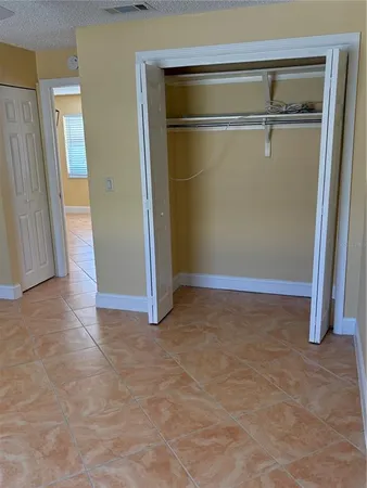 $1,800 | 929 Gulf Boulevard, Unit 55, Indian Rocks Beach, FL 33785