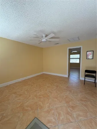 $1,800 | 929 Gulf Boulevard, Unit 55, Indian Rocks Beach, FL 33785