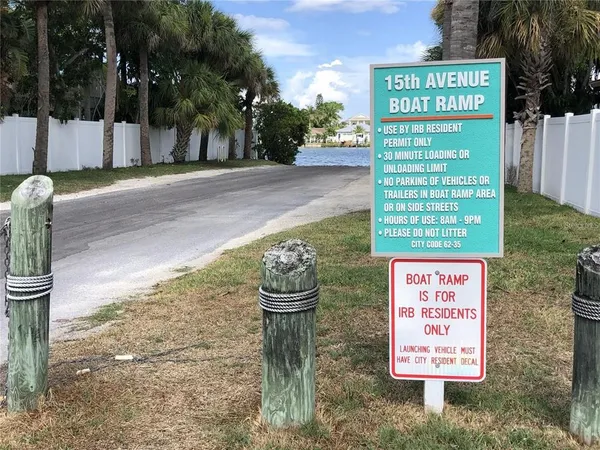 $1,800 | 929 Gulf Boulevard, Unit 55, Indian Rocks Beach, FL 33785
