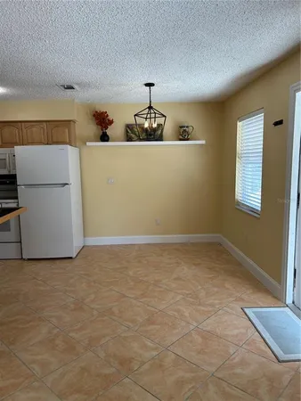 $1,800 | 929 Gulf Boulevard, Unit 55, Indian Rocks Beach, FL 33785