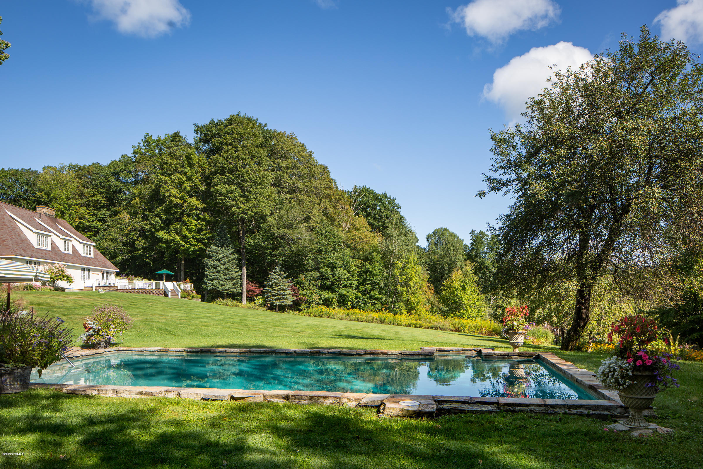 24 Red Rock Road West Stockbridge, MA 01266 - Photo 22 of 38 29
