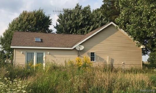 7984 Walker Road Ovid, MI 48866 - Photo 2 of 11