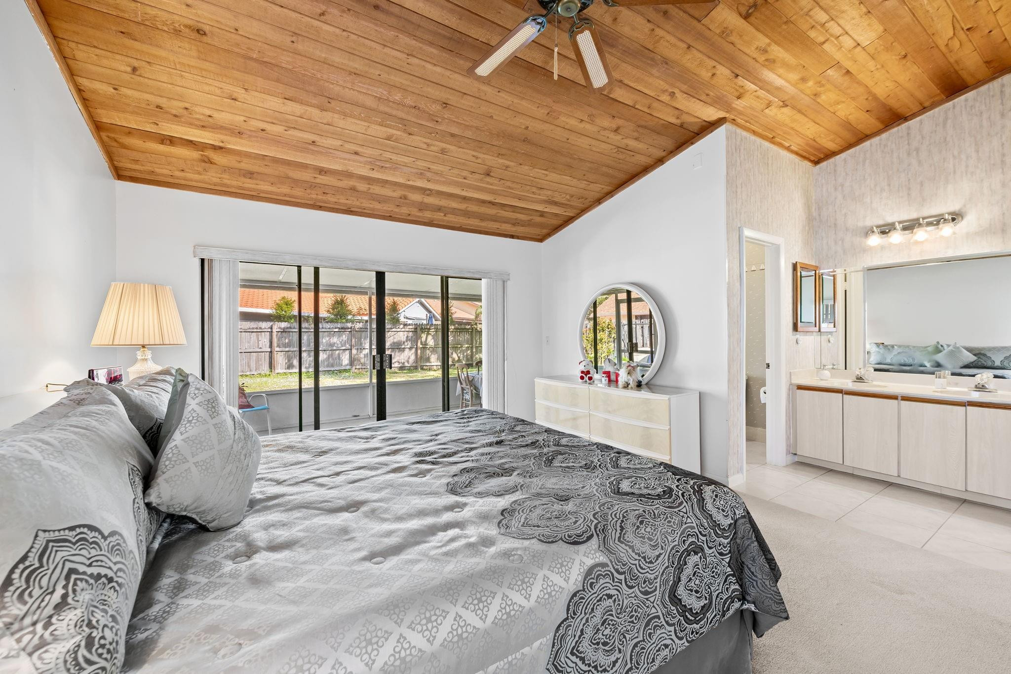 5461 Northwest 57th Street Tamarac, FL 33319 - Photo 11 of 25 primary bedroom