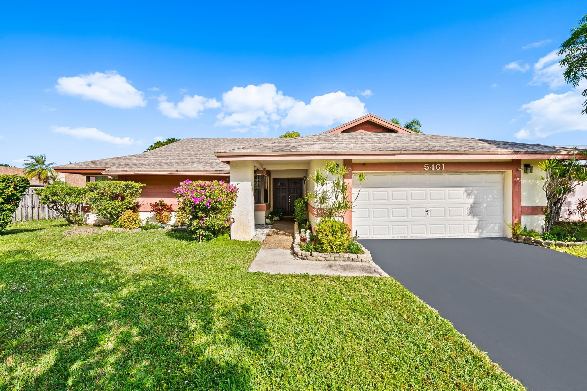 5461 Northwest 57th Street Tamarac, FL 33319 - Photo 2 of 25 Photo 2