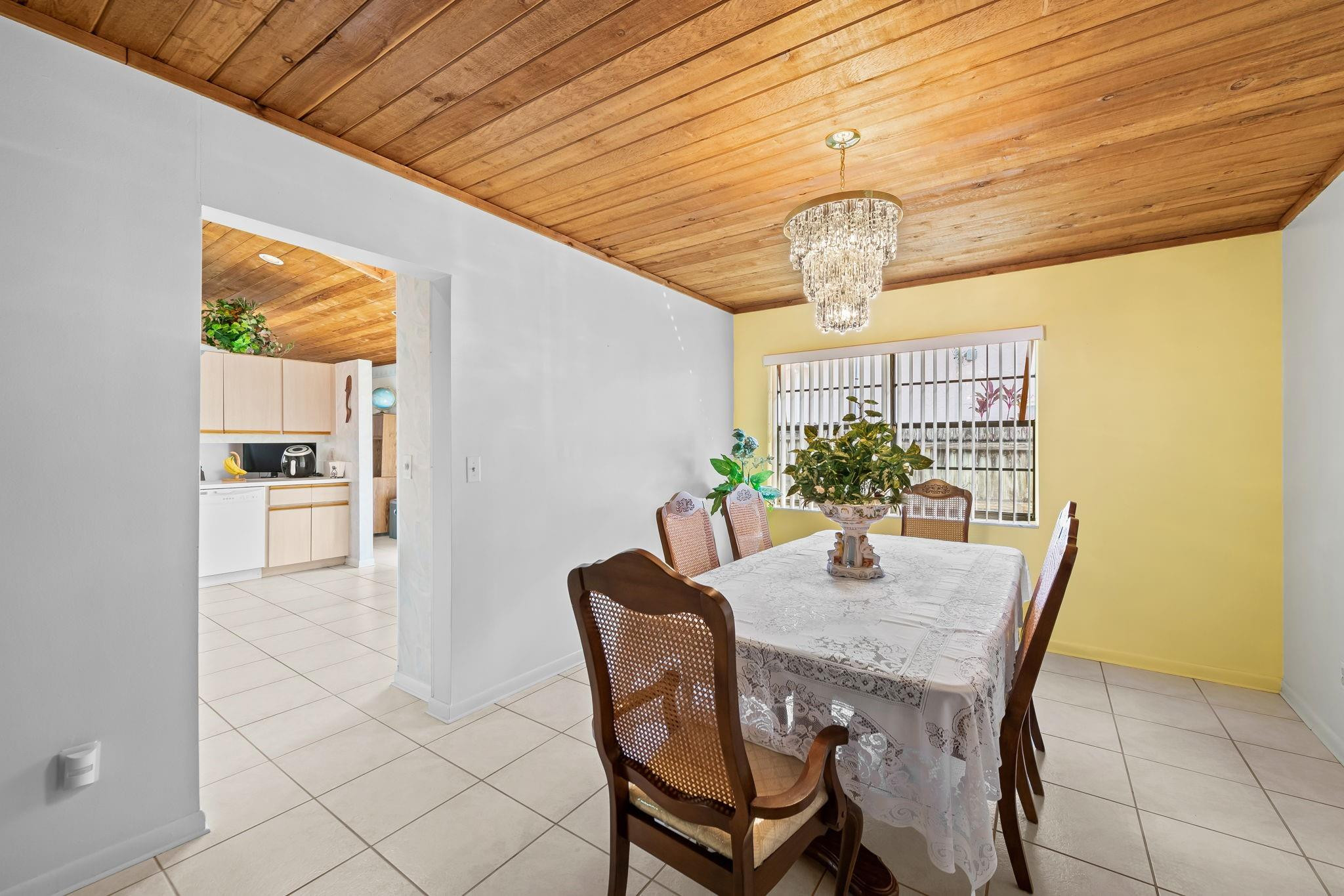 5461 Northwest 57th Street Tamarac, FL 33319 - Photo 8 of 25 Photo 8
