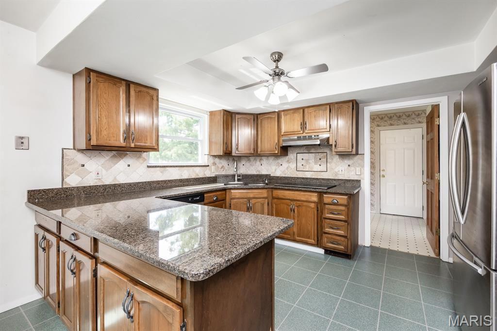 809 Reiss Road O'Fallon, IL 62269 - Photo 13 of 37