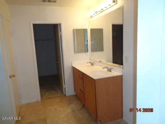 $3,200 | 43357 21st Street West, Lancaster, CA 93536