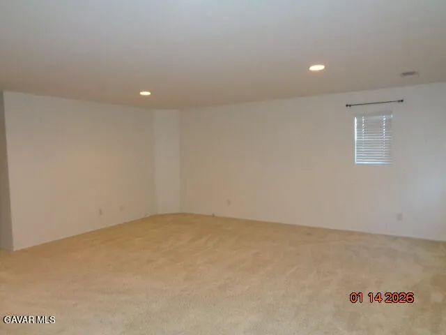 $3,200 | 43357 21st Street West, Lancaster, CA 93536