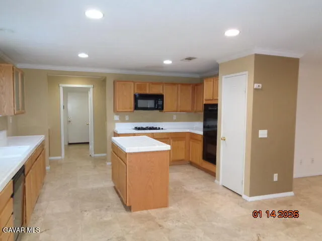 $3,200 | 43357 21st Street West, Lancaster, CA 93536