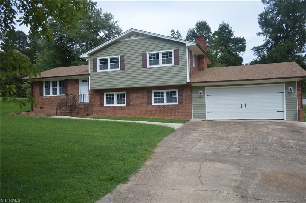 1922 Hickswood Road High Point, NC 27265 - Photo 1 of 22
