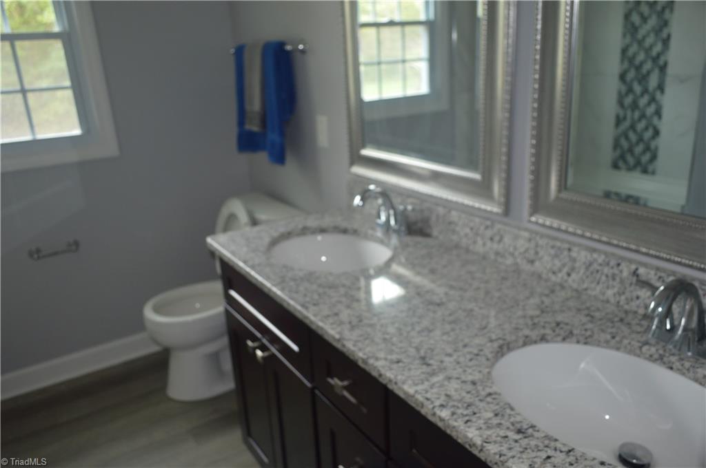 1922 Hickswood Road High Point, NC 27265 - Photo 12 of 22