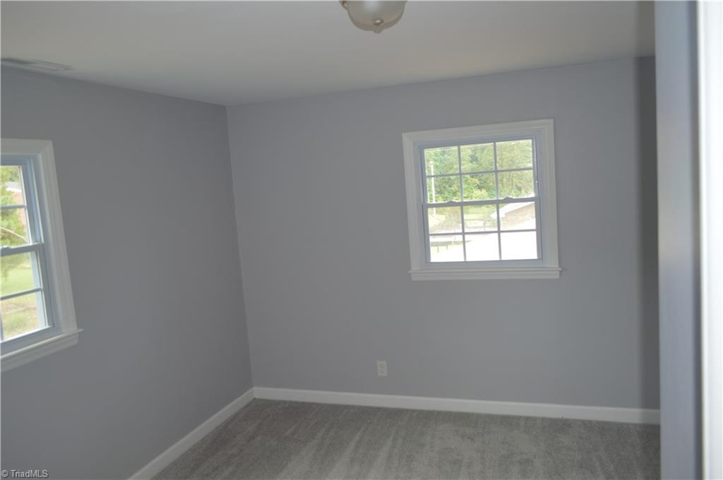 1922 Hickswood Road High Point, NC 27265 - Photo 16 of 22