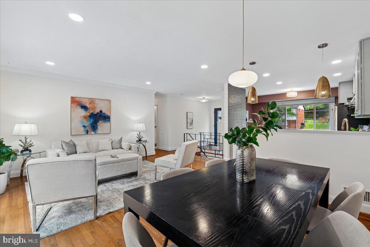9817 Cherry Tree Lane Silver Spring, MD 20901 - Photo 11 of 73