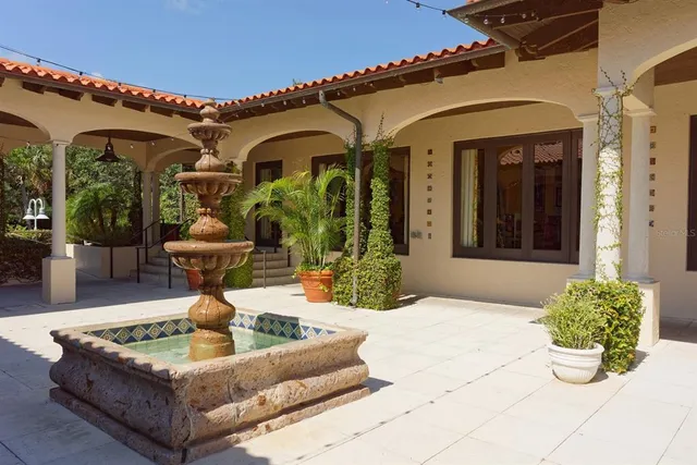 $650,000 | 1932 Harbourside Drive, Unit 254, Longboat Key, FL 34228