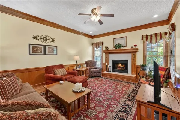 $559,900 | 13162 England Street, Overland Park, KS 66213