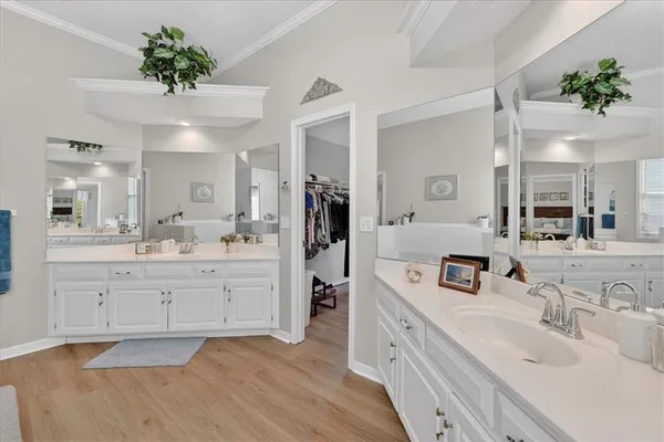 $559,900 | 13162 England Street, Overland Park, KS 66213